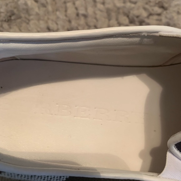 Women’s Burberry Navy slip Ins - Picture 5 of 9